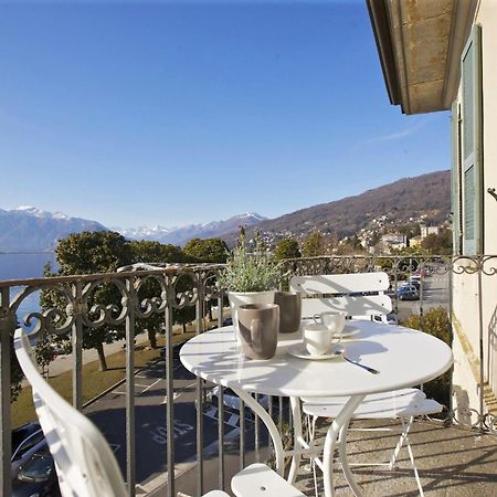 Appartamenti Vista Isola Verbania Extérieur photo